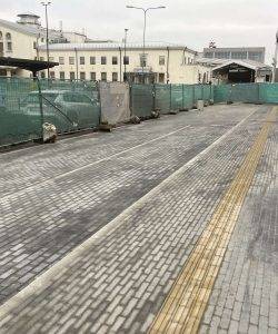 Trinkelių klojimas viešose erdvėse