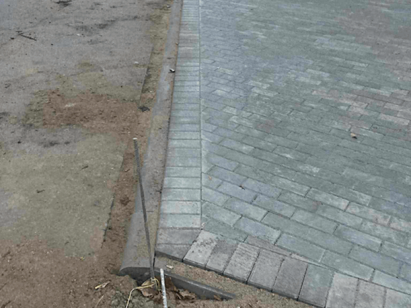 Įvažiavimo klojimas trinkelėmis