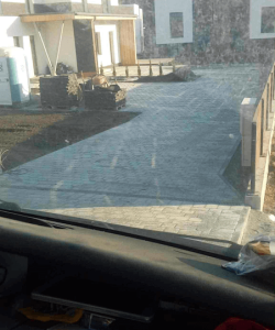 Kiemo klojimas trinkelėmis